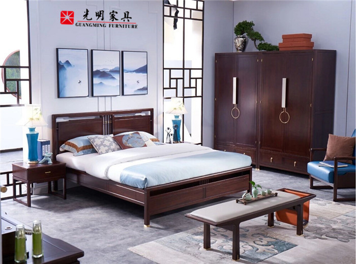 現(xiàn)代家居裝修搭配新中式實(shí)木家具才時尚