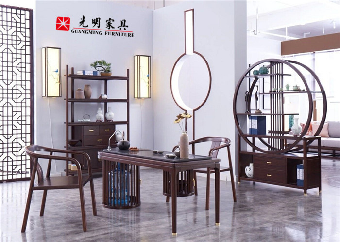 現(xiàn)代家居裝修搭配新中式實(shí)木家具才時尚