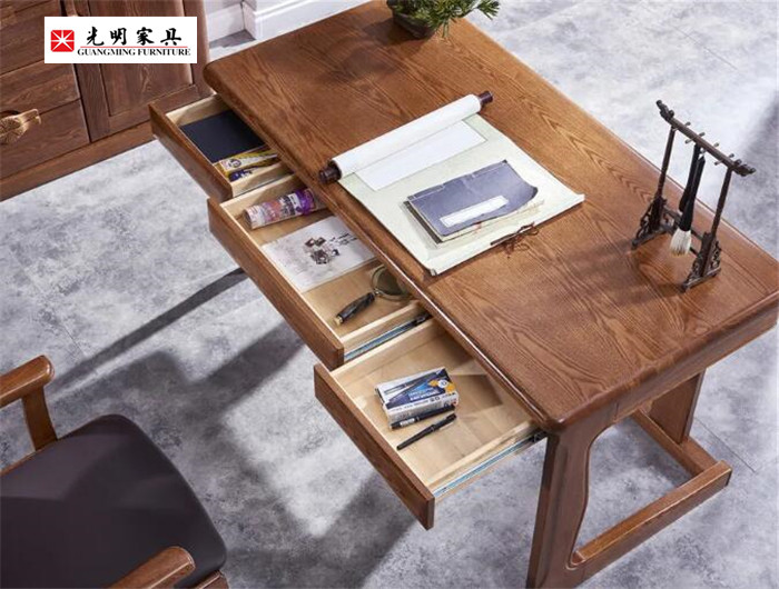 實木家具在冬季主要是注意防曬！